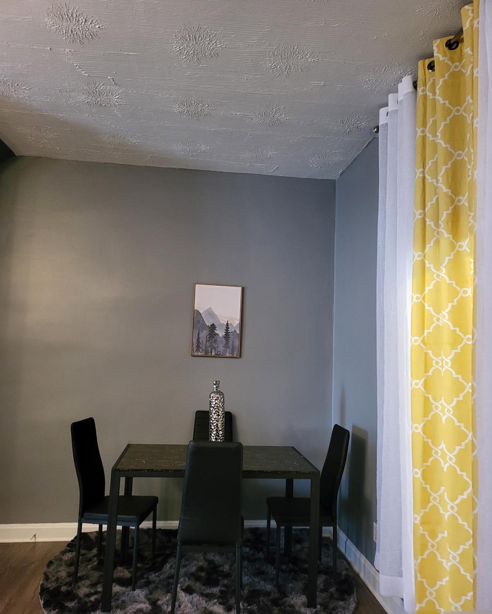 1 Bedroom In Osu District, Free Parking, Kitchen, Washer And Dryer, Location, Downtown, Hospital, Expocenter, Osu Stadium Alloggio in famiglia *
